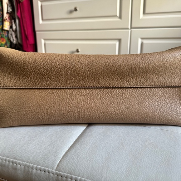 Chloe Charlotte Tote Handbag Tan and Navy - Picture 3 of 6